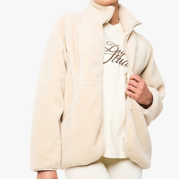 NWT Boohoo Oversized Teddy Zip Up Jacket - Picture 1 of 9